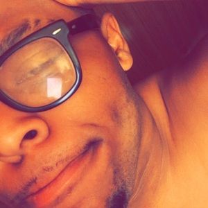 Meet your Posher, Jamari